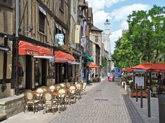 vieille rue à Troyes, Troyes